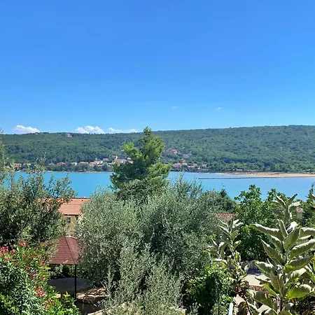 Santic Πανσιόν