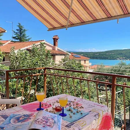 بيت ضيافة Santic Čižići