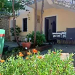 Santic Гостевой дом 3*