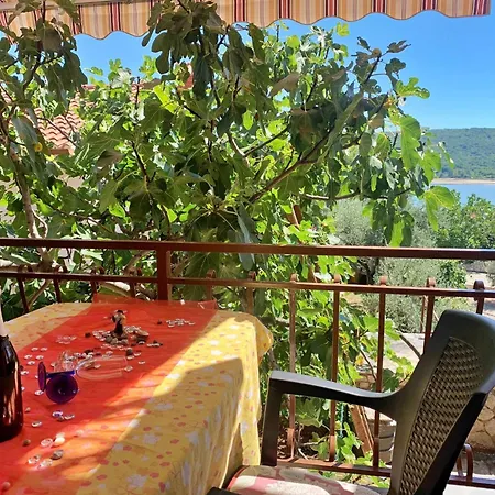 Santic Guest house