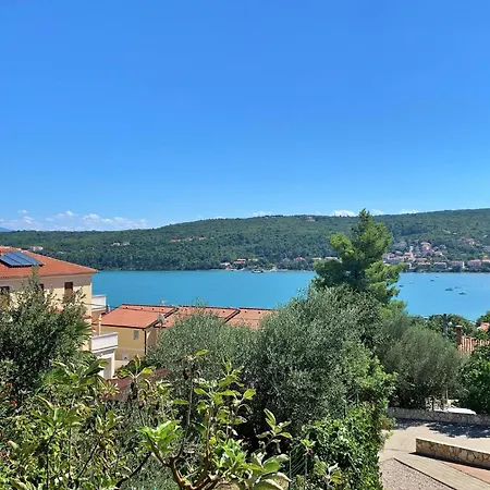 Santic Guest house